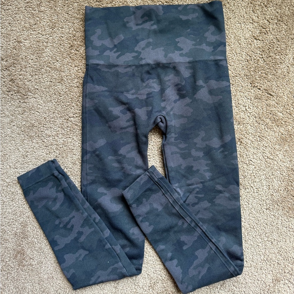 Spanx Seamless Shaping Leggings
